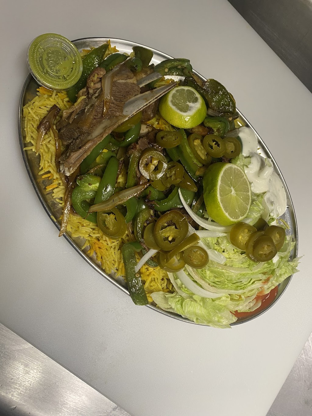 Deg Deg Grill & Pizza | restaurant | 3336 W Division St, St Cloud, MN 56301, USA | 3207743799 OR +1 320-774-3799