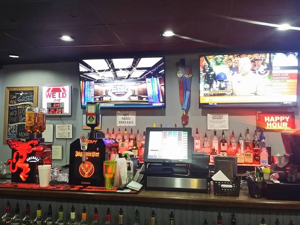 DEES MUSIC BAR & GRILL | restaurant | 2141 Loch Rane Blvd #140, Orange Park, FL 32073, USA | 9043752240 OR +1 904-375-2240