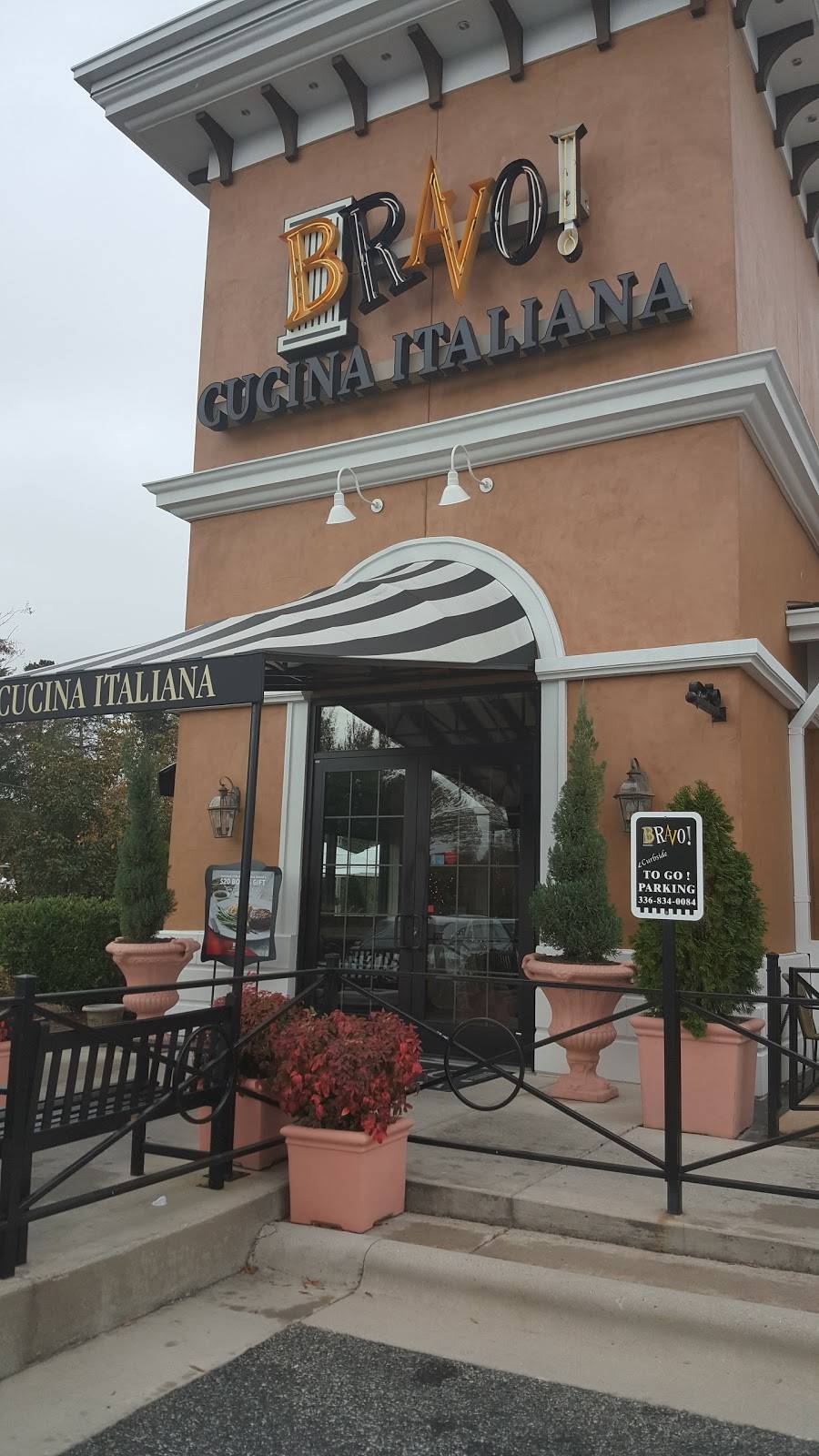 BRAVO Cucina Italiana | restaurant | 3324 W Friendly Ave, Greensboro, NC 27410, USA | 3368340084 OR +1 336-834-0084