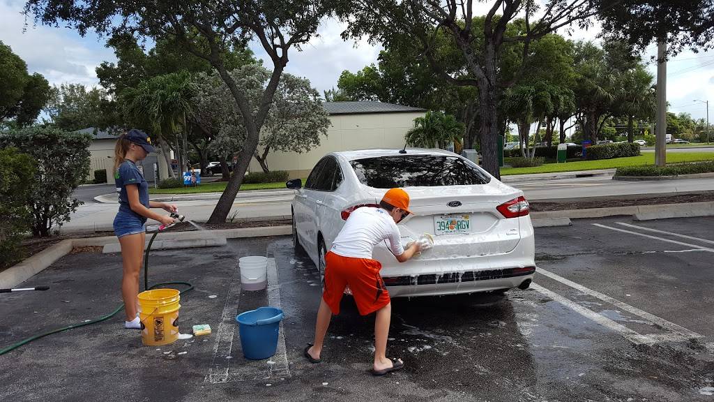 Wendys | restaurant | 7050 Jog Rd, Lake Worth, FL 33467, USA | 5616413337 OR +1 561-641-3337