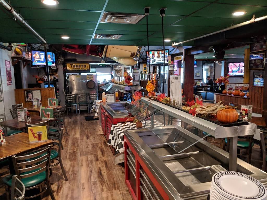 Quaker Steak & Lube | restaurant | 101 Chestnut Ave, Sharon, PA 16146, USA | 7249819464 OR +1 724-981-9464