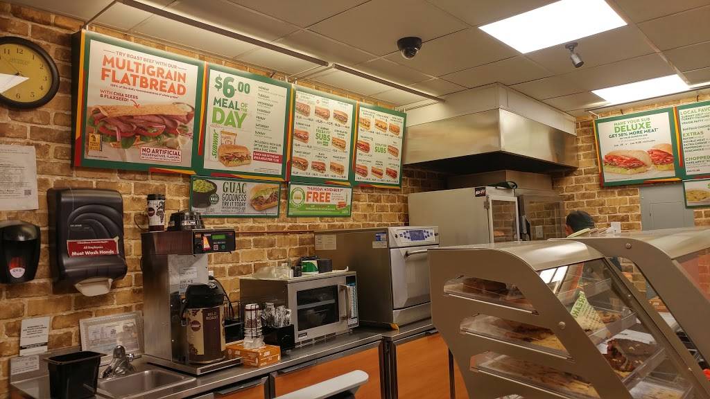 Subway Restaurants | restaurant | 455 E 116th St, New York, NY 10029, USA | 2123607576 OR +1 212-360-7576