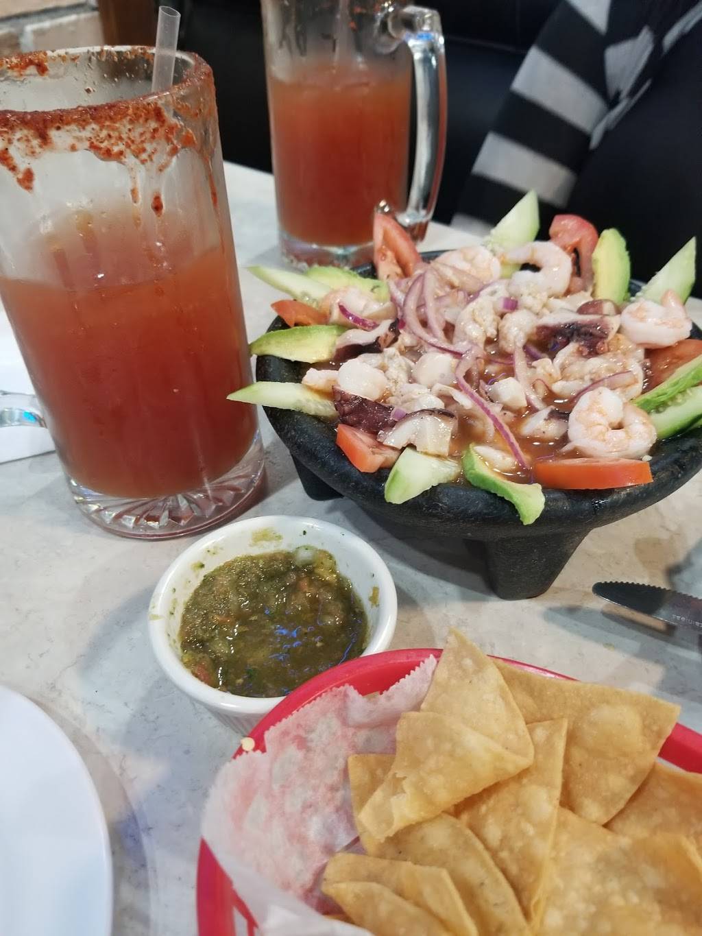 Mariscos El Puerto Escondido | restaurant | 4182 W El Segundo Blvd, Hawthorne, CA 90250, USA | 3109789609 OR +1 310-978-9609