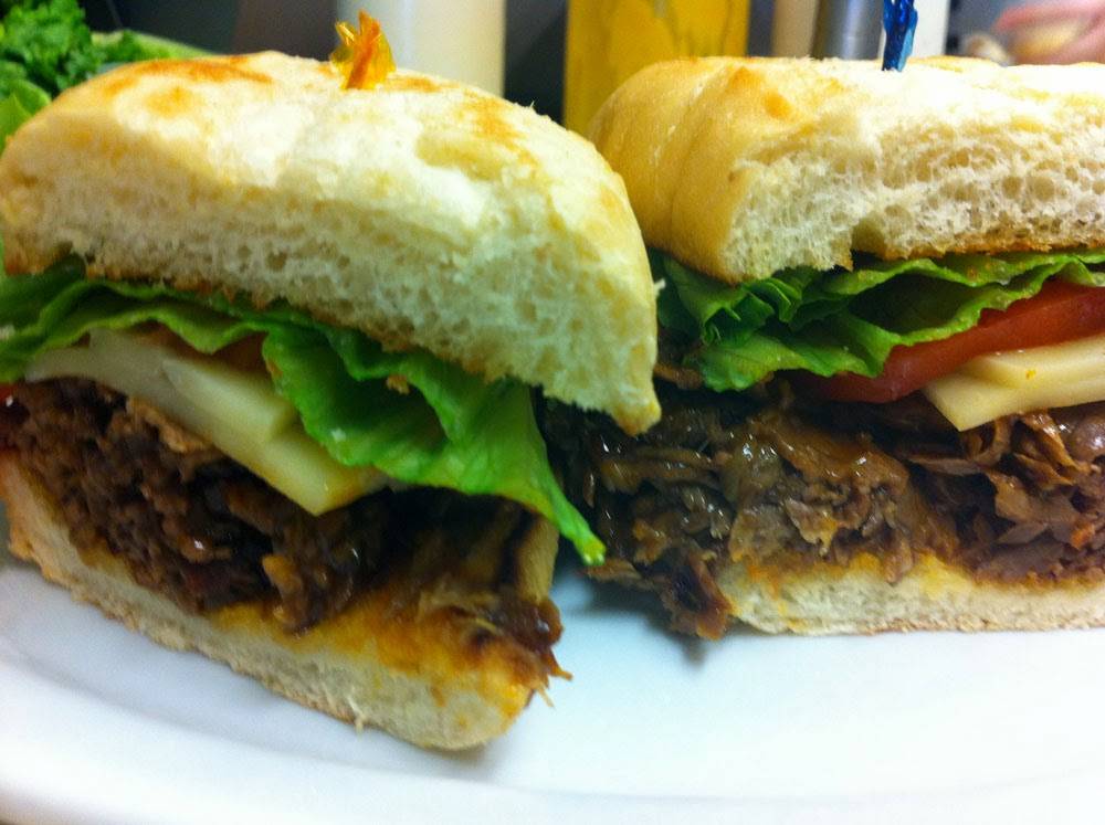 Banjos Grill | restaurant | 3 Bridge St S, Hastings, ON K0L 1Y0, Canada | 7056969898 OR +1 705-696-9898