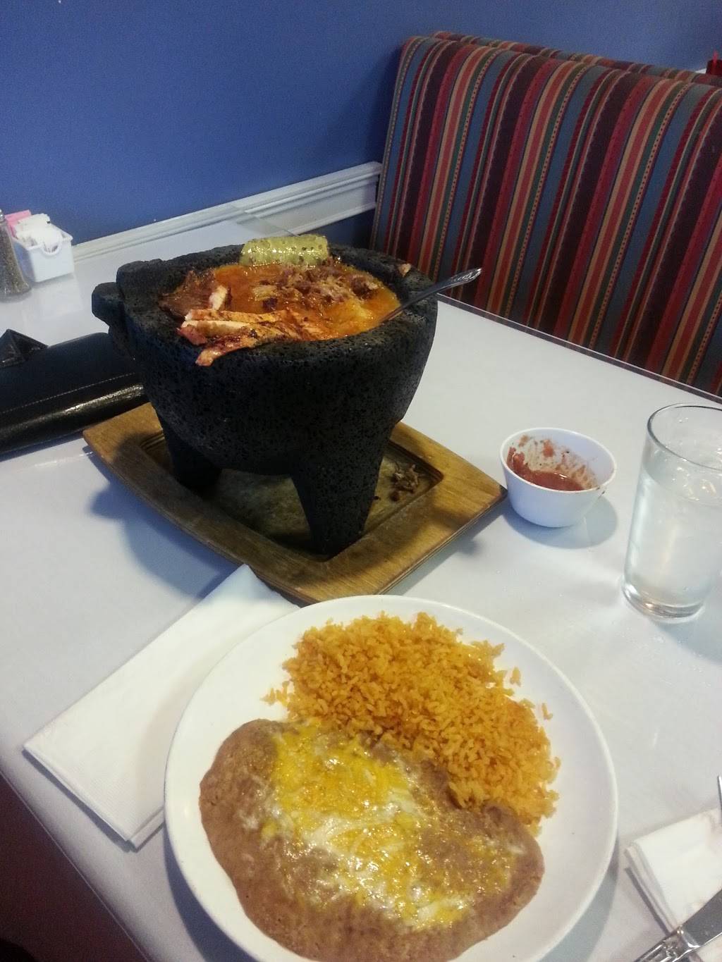 Plaza Jalisco | restaurant | 384 Placerville Dr Suite A, Placerville, CA 95667, USA | 5303033696 OR +1 530-303-3696