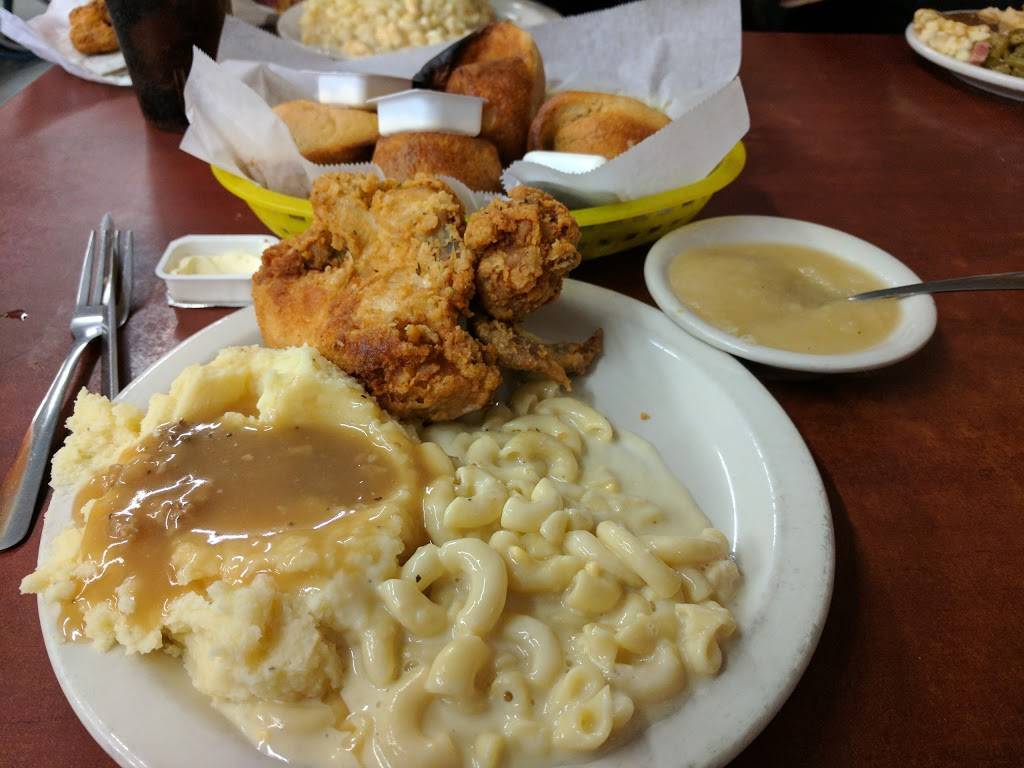 Barksdale Restaurant | restaurant | 237 Cooper St, Memphis, TN 38104, USA | 9017222193 OR +1 901-722-2193