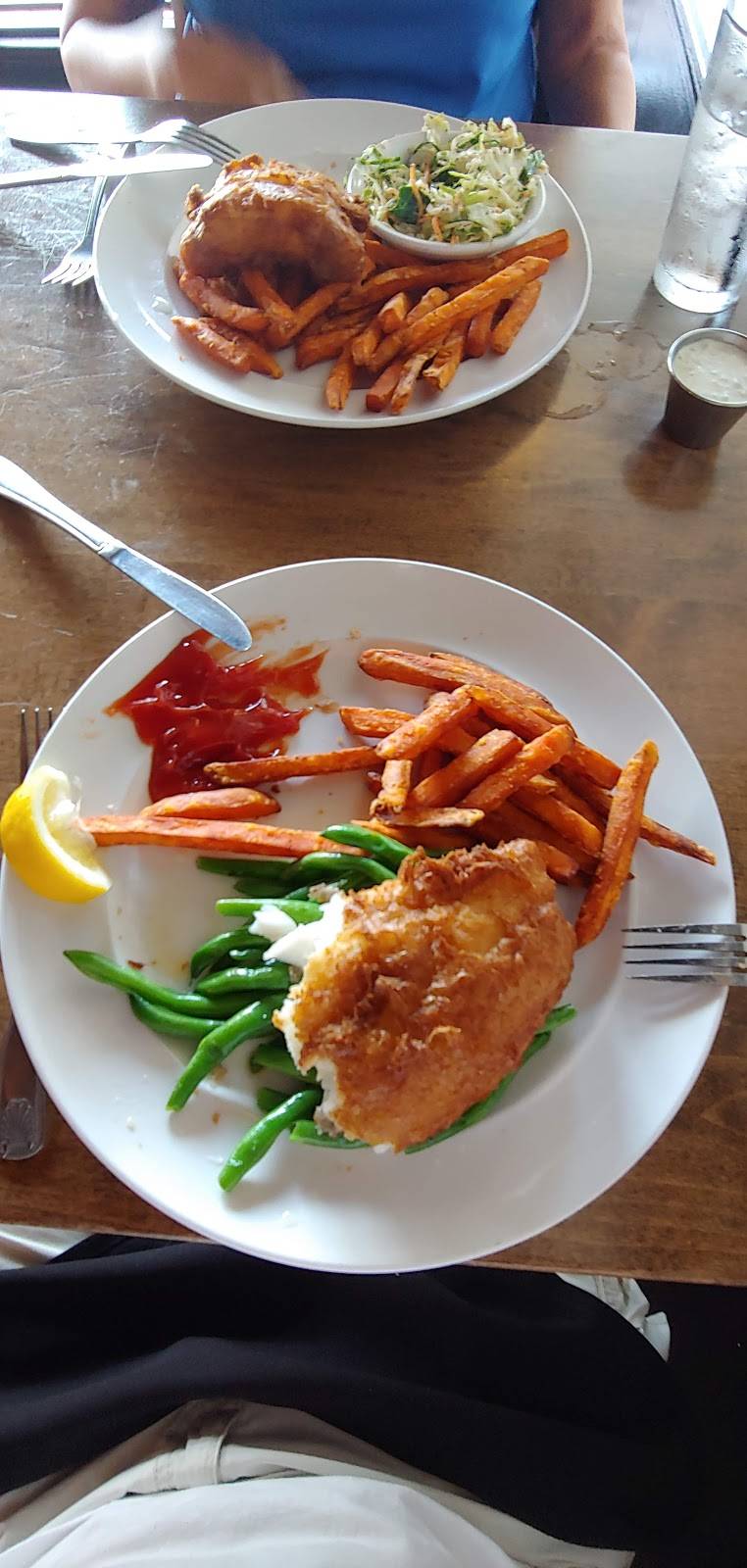 Dillons Local | restaurant | 21 S Park Ave, Plymouth, MA 02360, USA | 7744047913 OR +1 774-404-7913