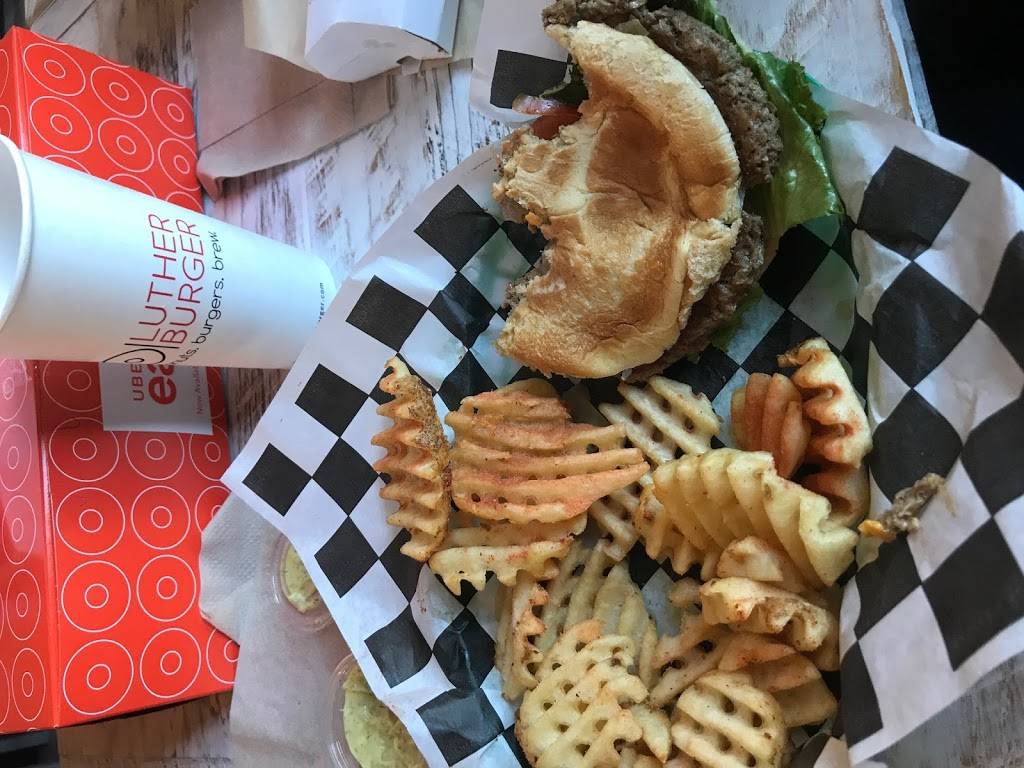 Luther Burger | bakery | 1001 W Main St, Charlottesville, VA 22904, USA | 4349955813 OR +1 434-995-5813