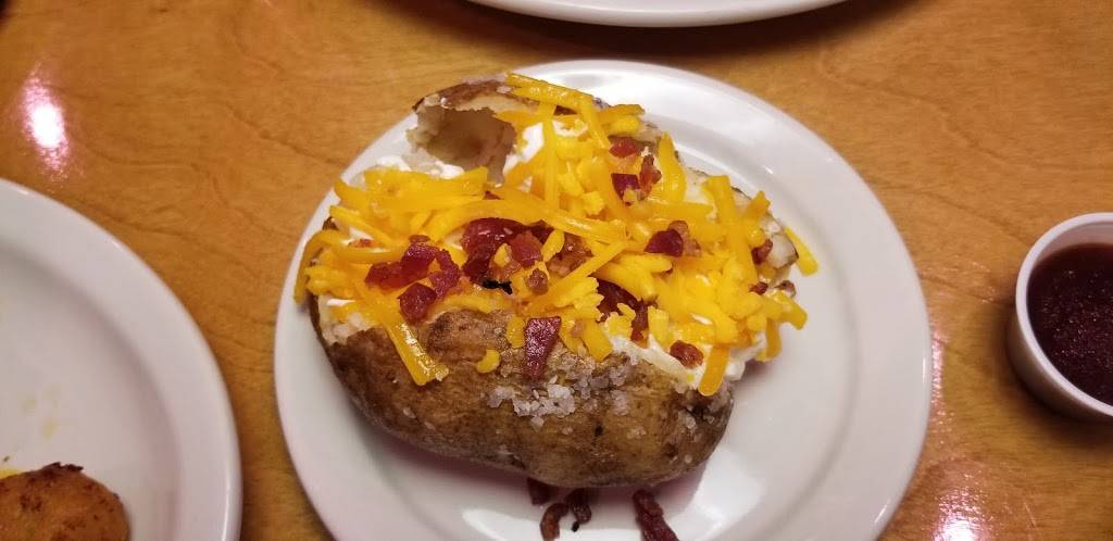 Texas Roadhouse | restaurant | 4200 S Western Ave, Marion, IN 46953, USA | 7655667177 OR +1 765-566-7177