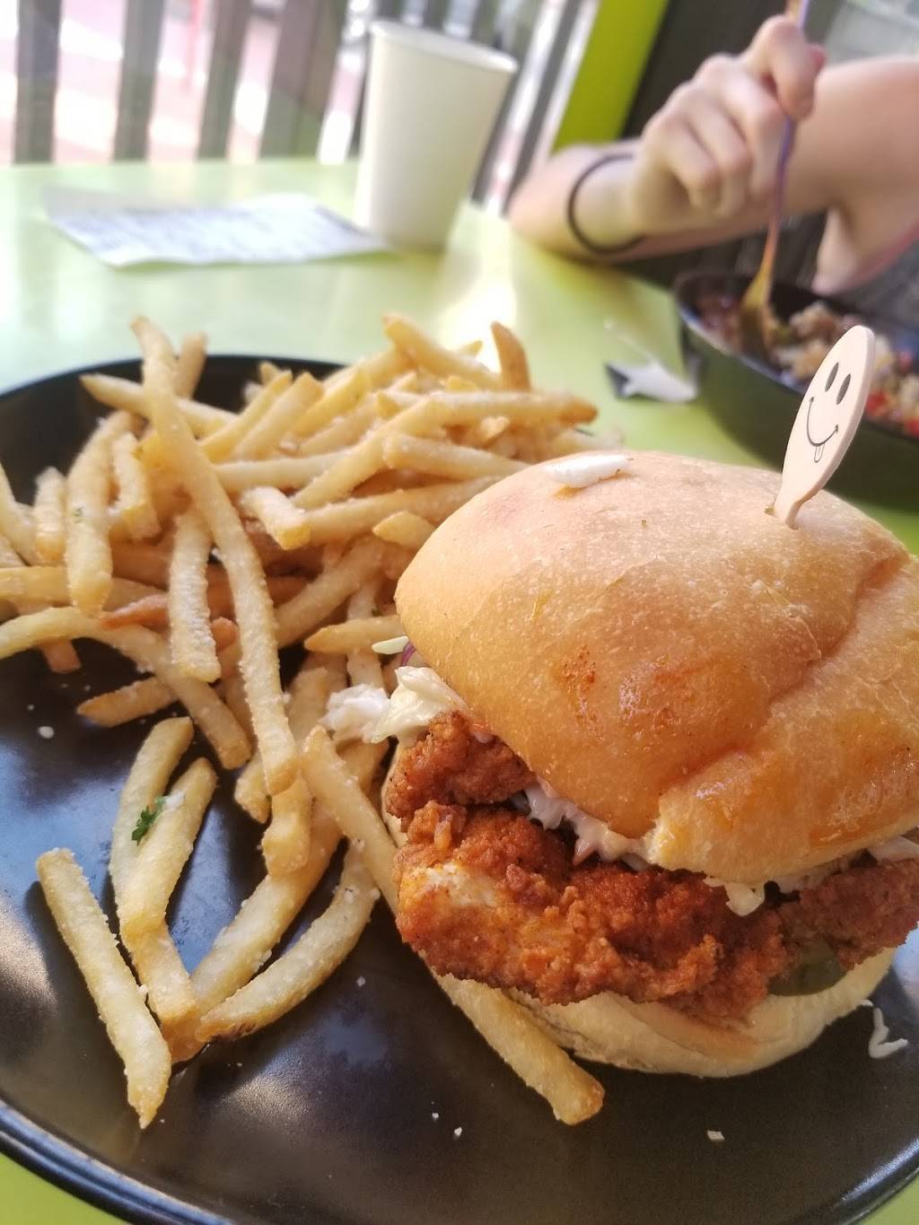 SkinnyFATS | restaurant | 3700 McKinney Ave Ste 140, Dallas, TX 75204, USA | 2147749951 OR +1 214-774-9951