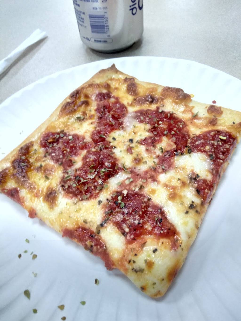 Maspeth Pizzeria | restaurant | 71-09 Grand Ave, Maspeth, NY 11378, USA | 7186395050 OR +1 718-639-5050