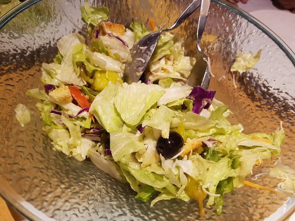 Olive Garden Italian Restaurant | meal takeaway | 22503 US-281, San Antonio, TX 78258, USA | 2104819964 OR +1 210-481-9964