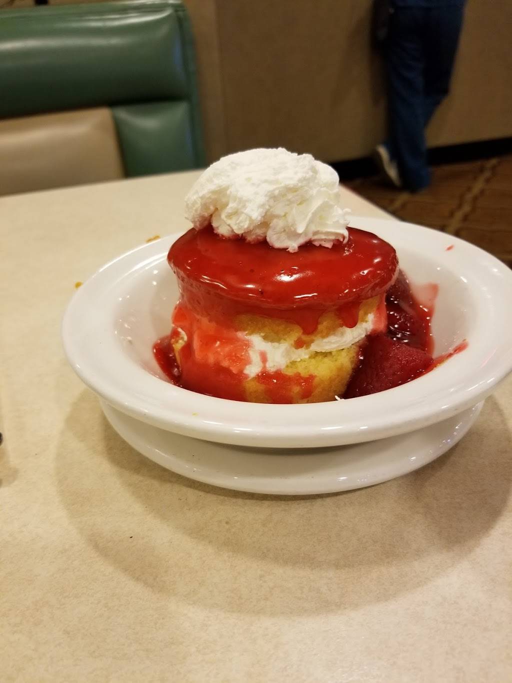 K&W Cafeterias | restaurant | 8652 Pineville-Matthews Rd Suite 1100, Charlotte, NC 28226, USA | 7043412048 OR +1 704-341-2048