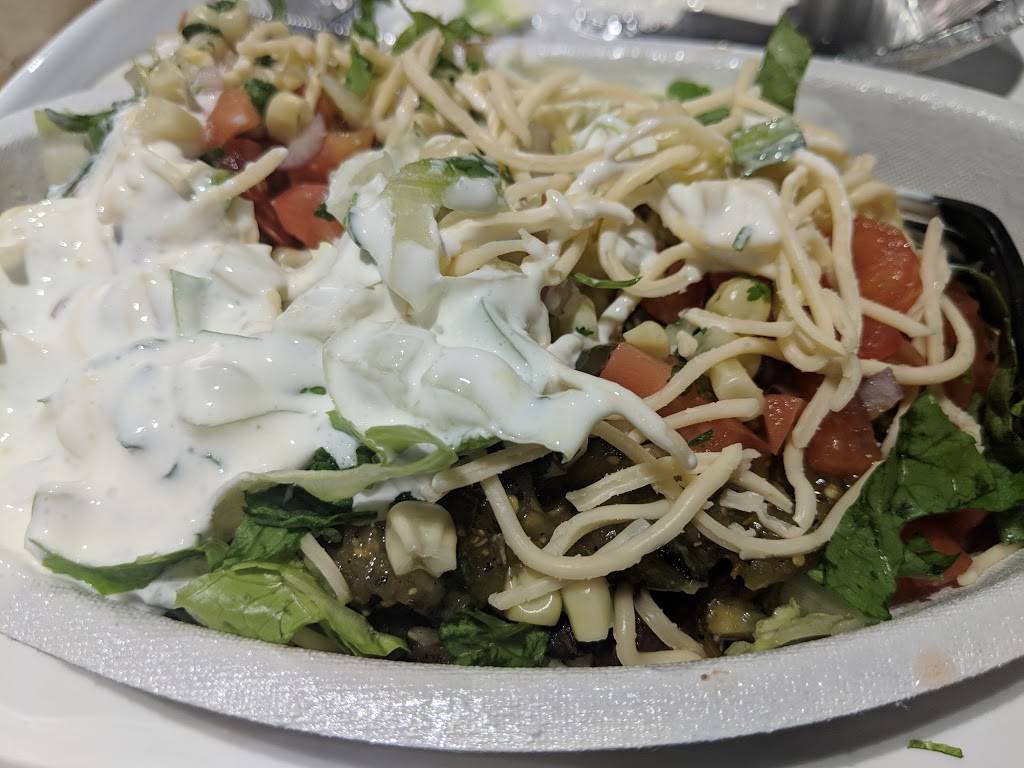 Chipotle Mexican Grill | restaurant | 300 Borough Dr FC - 18, Scarborough, ON M1P 4P5, Canada | 6473484750 OR +1 647-348-4750