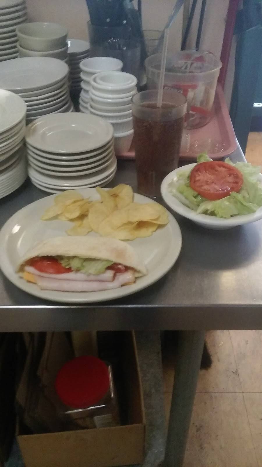 Drakes Cafe | restaurant | 45563 Mound Rd, Shelby Charter Twp, MI 48317, USA | 5862542396 OR +1 586-254-2396