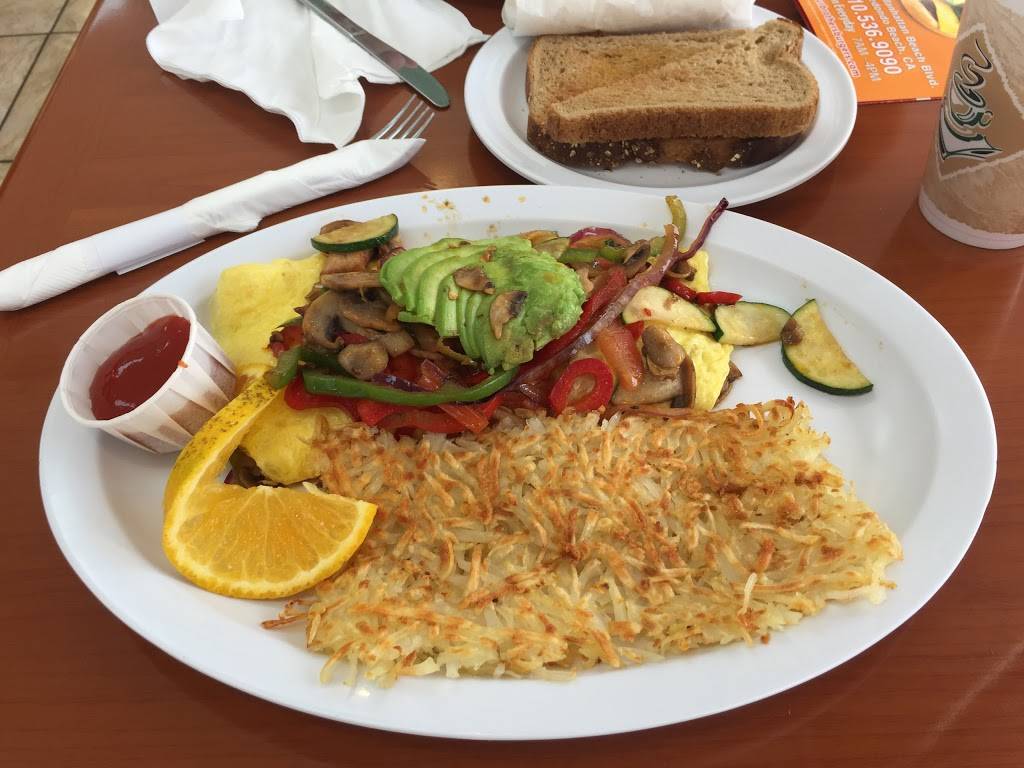 Four Brothers Burger Grill | restaurant | 2723 Manhattan Beach Blvd, Redondo Beach, CA 90278, USA | 3105369090 OR +1 310-536-9090