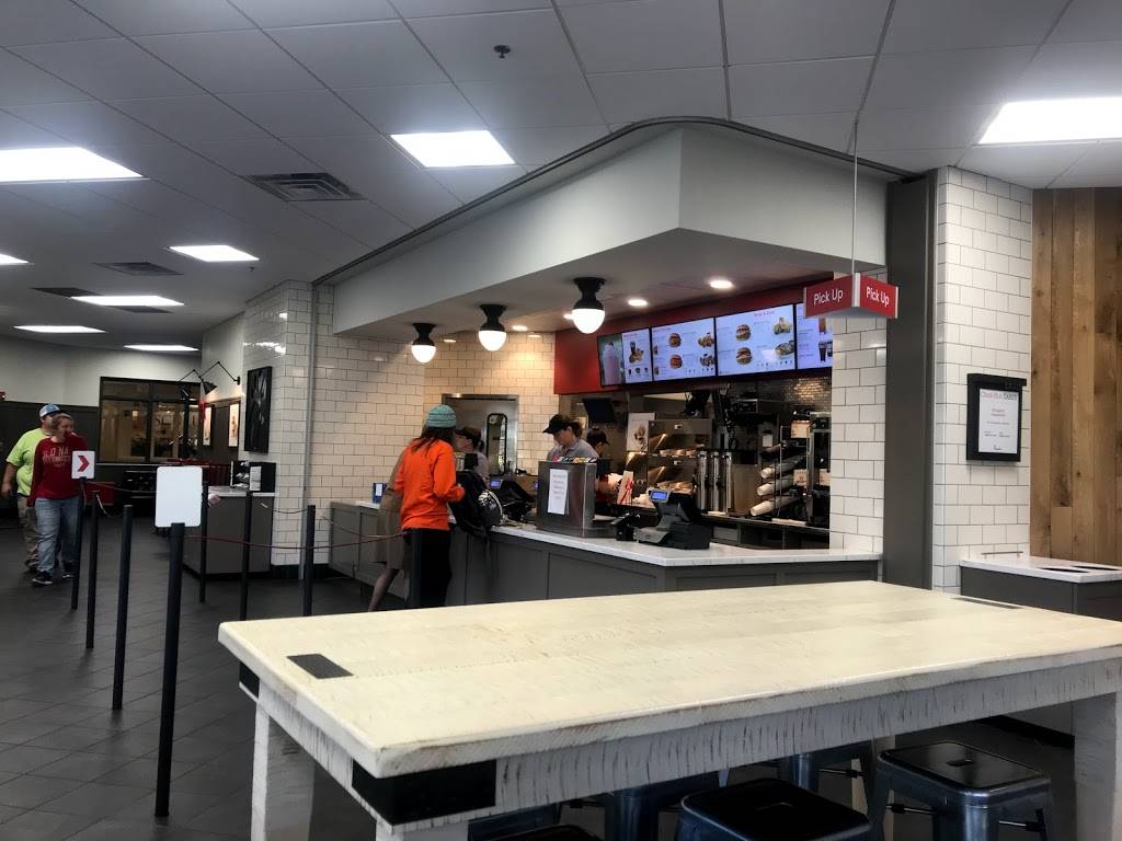 Chick-fil-A | restaurant | Niswonger Commons, 60 Shiloh Rd, Greeneville, TN 37745, USA | 4237878344 OR +1 423-787-8344