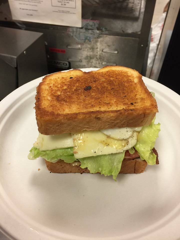 Steves Market | meal takeaway | 398 Depot St, Wilton, ME 04294, USA | 2076452954 OR +1 207-645-2954