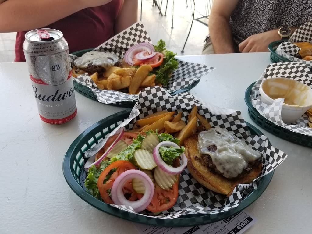 3rd Deck Burger Bar | restaurant | 151 Riverfront Pkwy, Chattanooga, TN 37402, USA | 4232664488 OR +1 423-266-4488