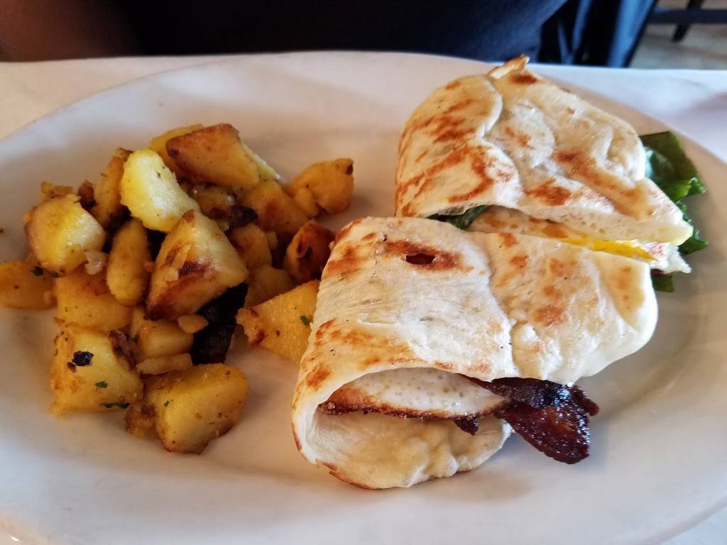 Fire Food and Drink | restaurant | 13220 Shaker Square, Cleveland, OH 44120, USA | 2169213473 OR +1 216-921-3473