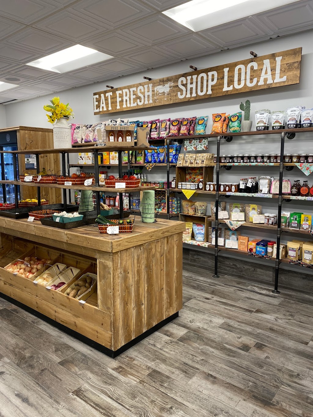 Doc Watsons Market | restaurant | 275 S Main St, Amherst, OH 44001, USA | 4406341420 OR +1 440-634-1420