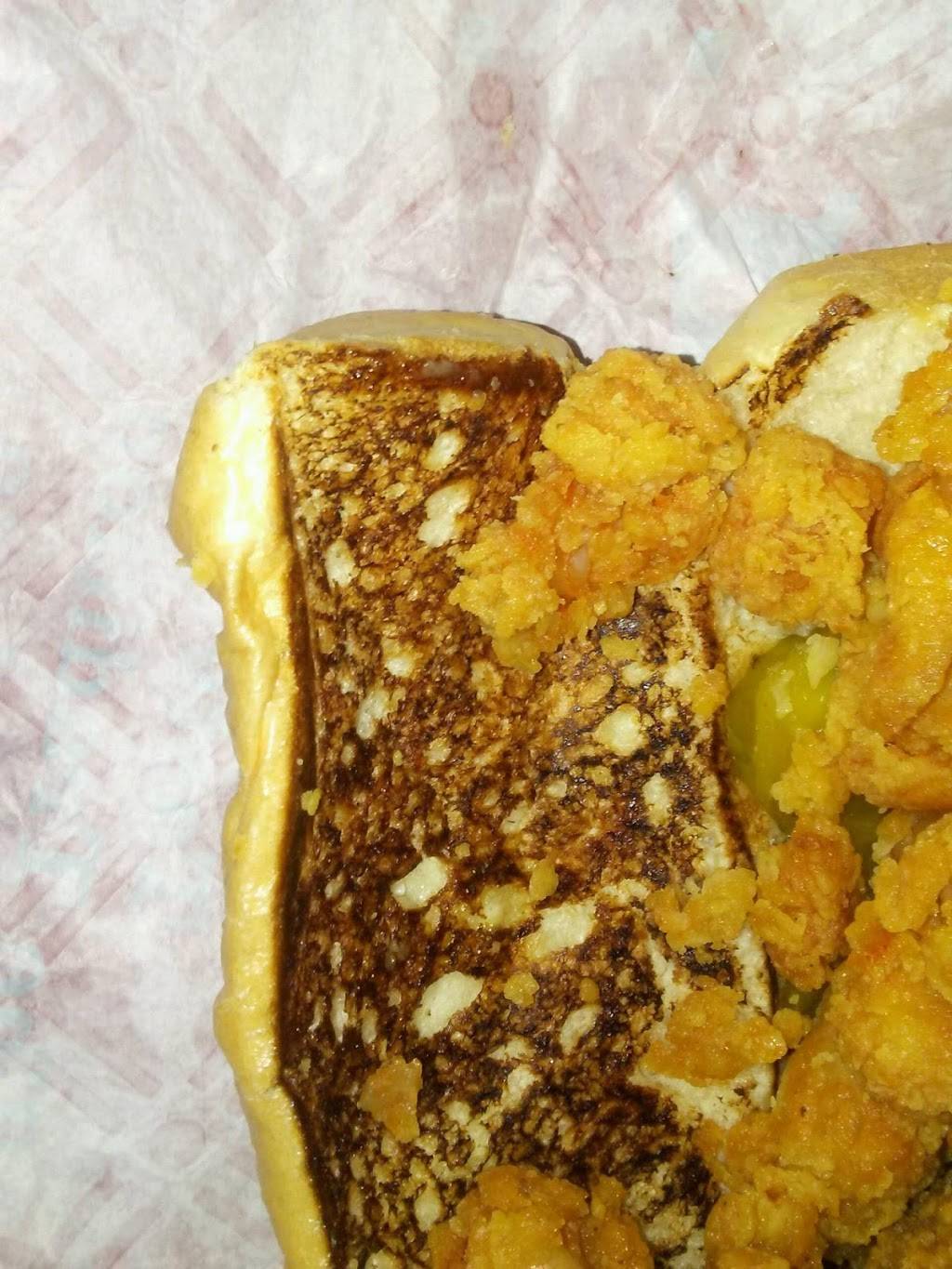 Popeyes Louisiana Kitchen | restaurant | 3010 S Martin Luther King Jr Blvd, Lansing, MI 48910, USA | 5178879861 OR +1 517-887-9861