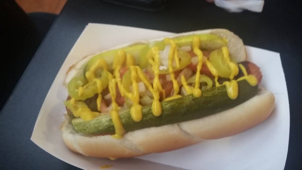 Crazy Dogs Grill | restaurant | 1720 N Bridge St, Chillicothe, OH 45601, USA | 7408516430 OR +1 740-851-6430