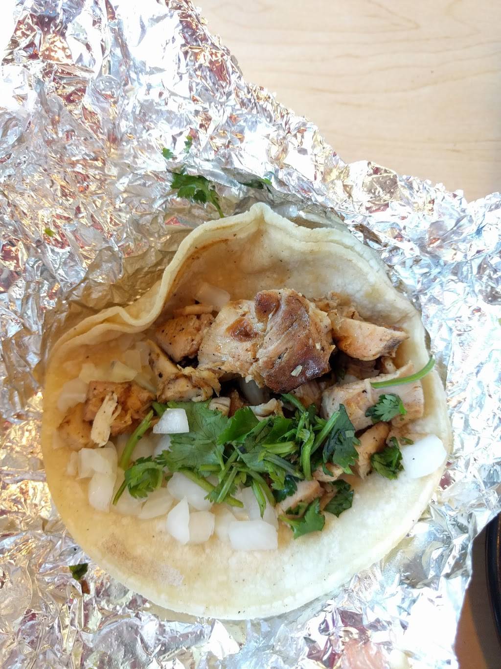 El Pollo Loco | restaurant | 12821 Moreno Beach Dr, Moreno Valley, CA 92555, USA | 9512423899 OR +1 951-242-3899