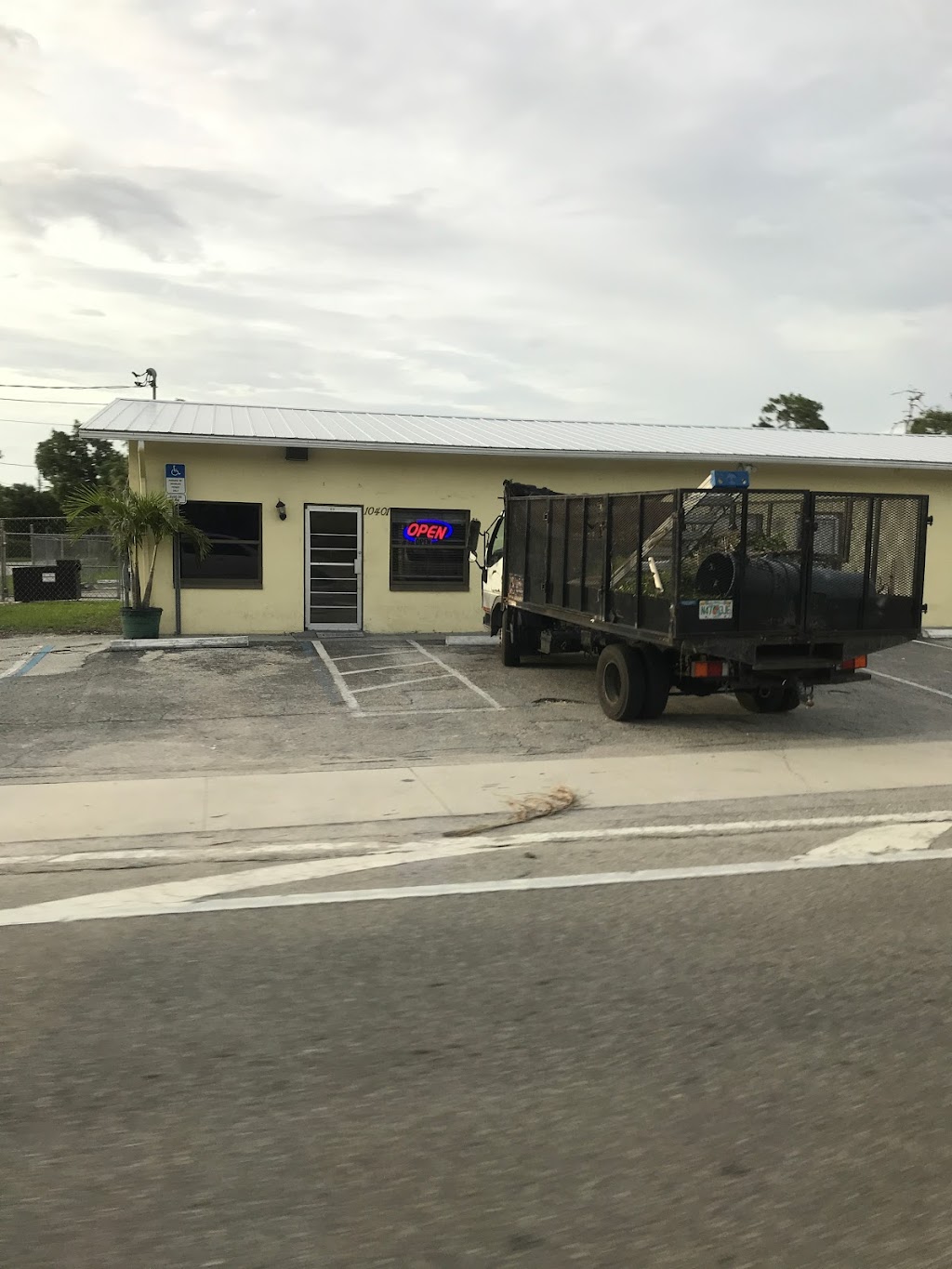 Mayan Cafe | restaurant | 10401 W Terry St, Bonita Springs, FL 34135, USA | 2393014496 OR +1 239-301-4496