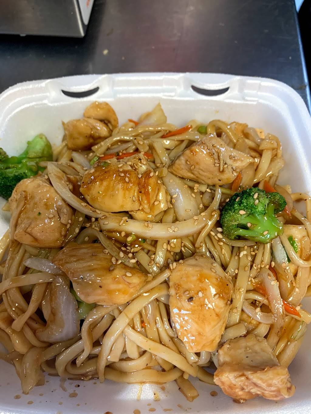 Hoshi on Wheels Moberly | restaurant | 1319 N Morley St, Moberly, MO 65270, USA | 6609732445 OR +1 660-973-2445