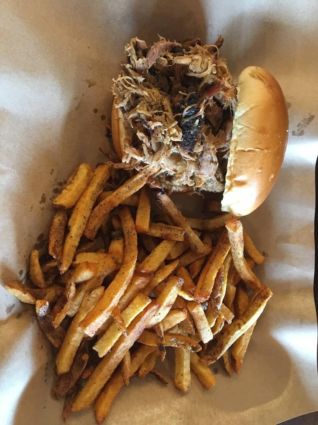 MISSION BBQ | restaurant | 6430 Grand Ave #101, Gurnee, IL 60031, USA | 8472784577 OR +1 847-278-4577