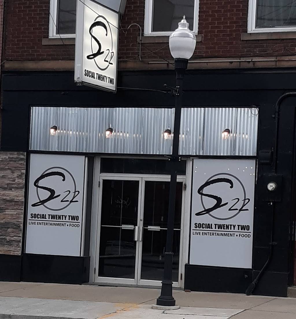 Social 22 | restaurant | 14 State St, Struthers, OH 44471, USA | 2348550069 OR +1 234-855-0069