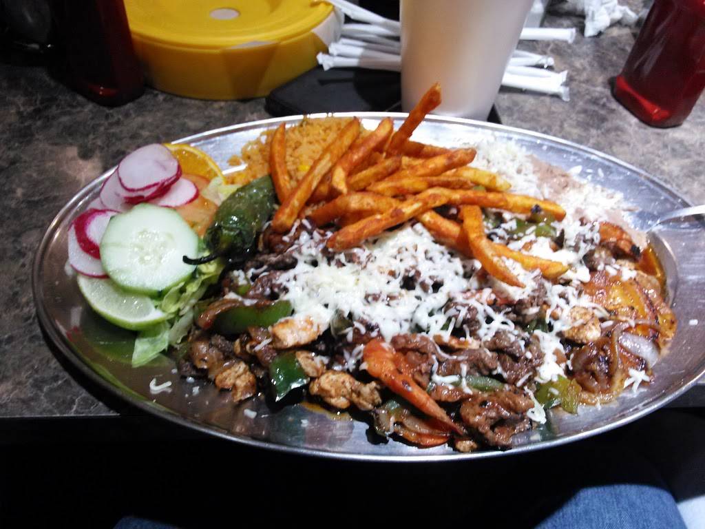 El Pollo Cris Cris | restaurant | 7025 S Pulaski Rd, Chicago, IL 60629, USA | 7732847227 OR +1 773-284-7227