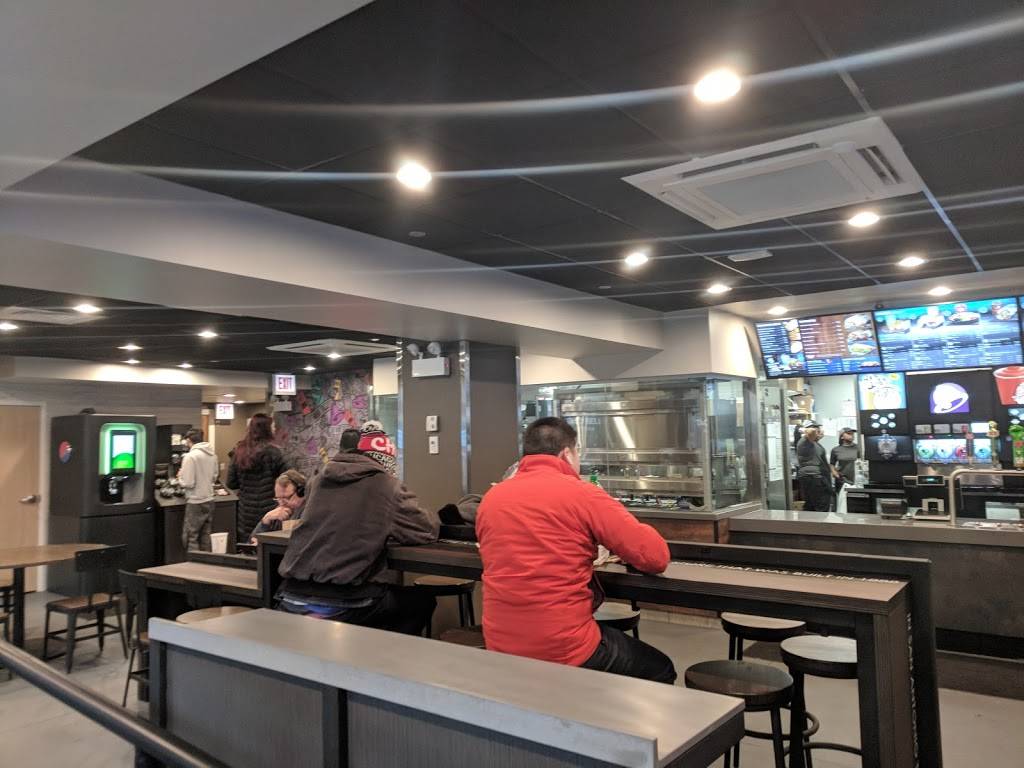 Taco Bell Cantina | meal takeaway | 407 S Dearborn St, Chicago, IL 60605, USA | 7739042737 OR +1 773-904-2737