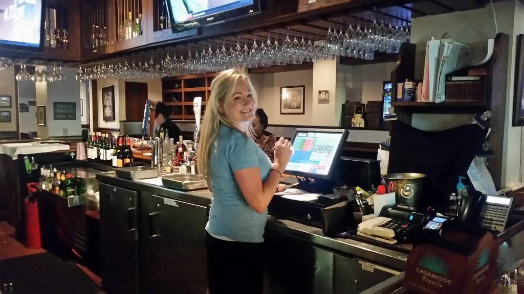 McDivots Restaurant | restaurant | 3011 Rock Island Rd, Margate, FL 33063, USA | 9547533500 OR +1 954-753-3500