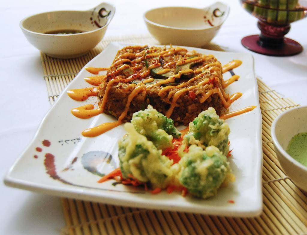 El Sushi Loco Sushi & Mariscos La Puente | restaurant | 15711 Amar Rd, La Puente, CA 91744, USA | 6263332332 OR +1 626-333-2332