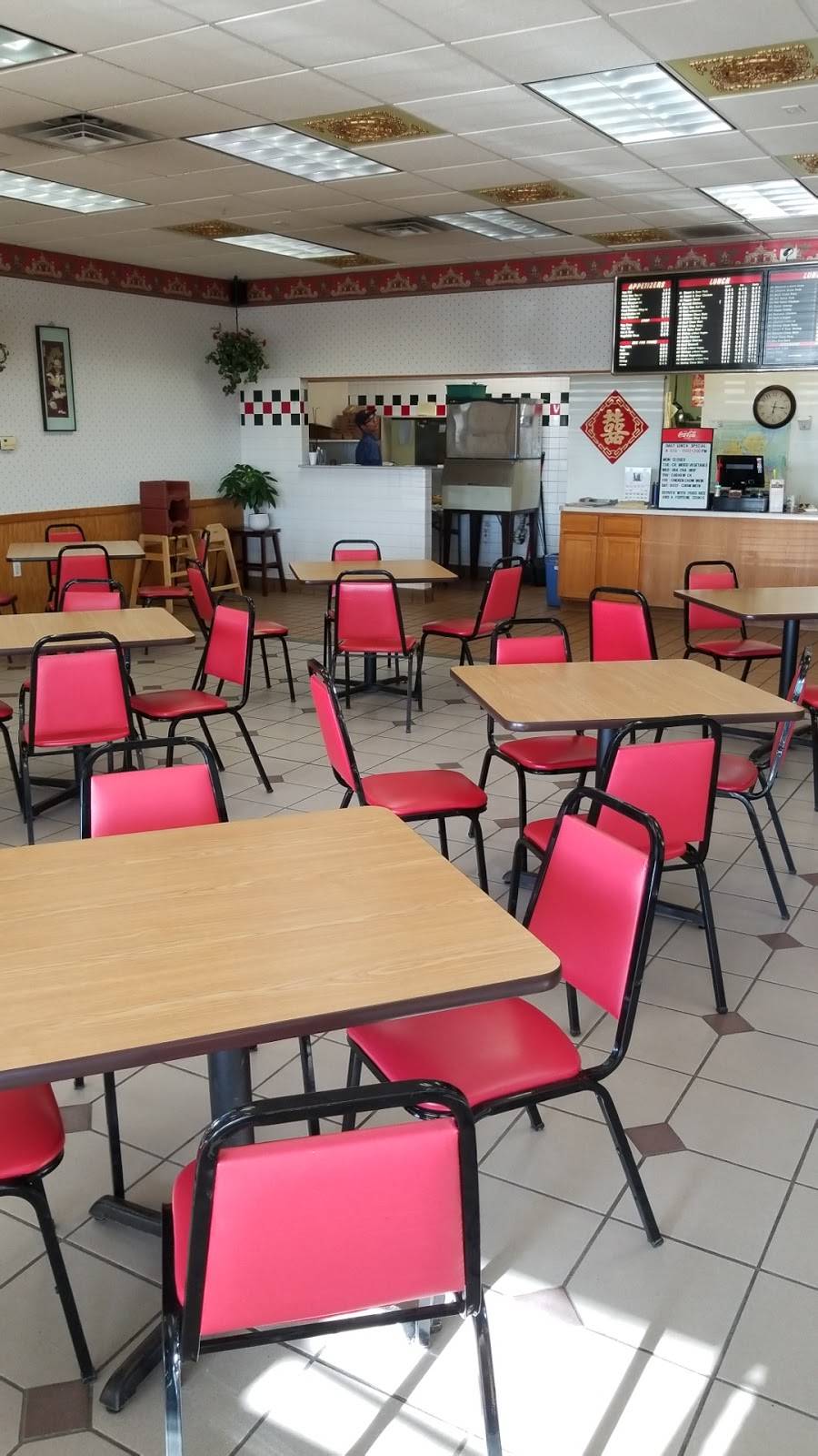 Golden Dragon Chinese Restaurant | restaurant | 2709 N Clairemont Ave, Eau Claire, WI 54703, USA | 7155522790 OR +1 715-552-2790