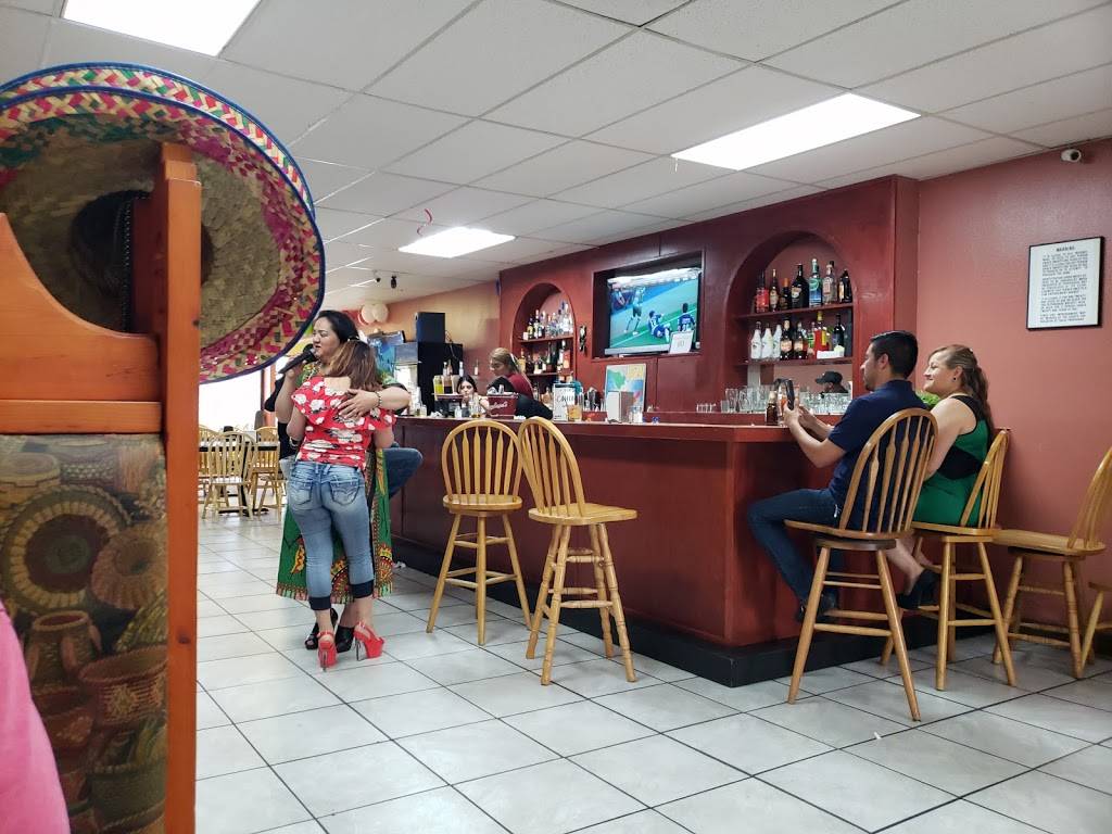 El Campesino | restaurant | 908 N Circle Dr, Colorado Springs, CO 80909, USA | 7193085332 OR +1 719-308-5332