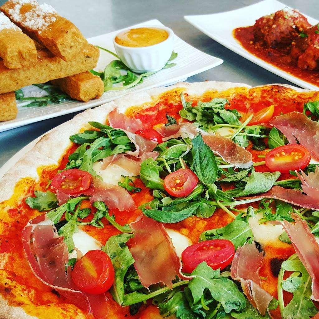 Lambretta Pizzeria | restaurant | 89 Roncesvalles Ave, Toronto, ON M6R 2K6, Canada | 4165519925 OR +1 416-551-9925