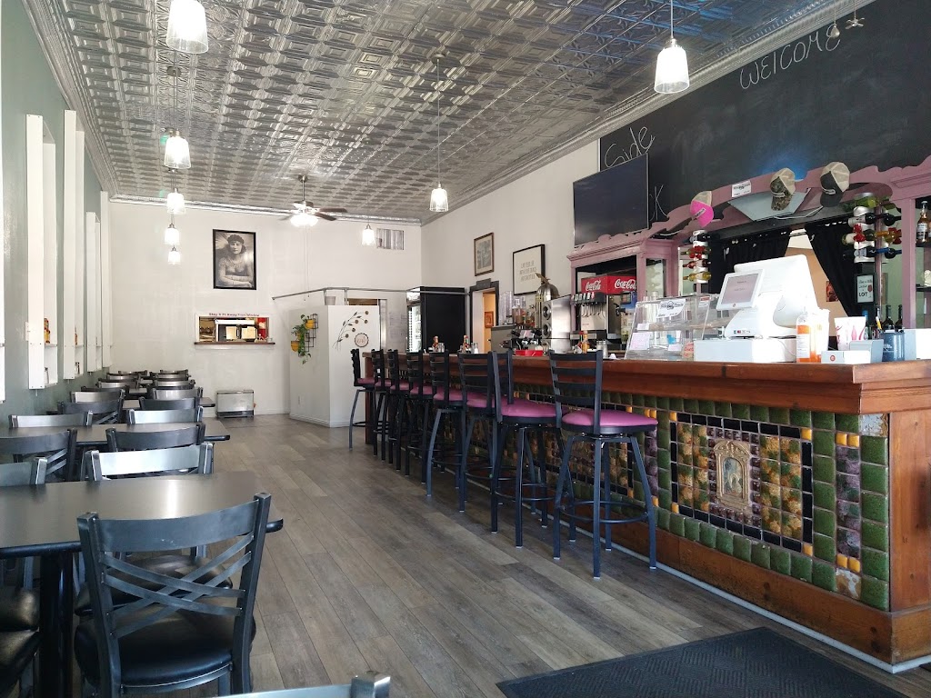 Side Track Restaurant | restaurant | 190 Clover St, Caliente, NV 89008, USA | 7757263164 OR +1 775-726-3164