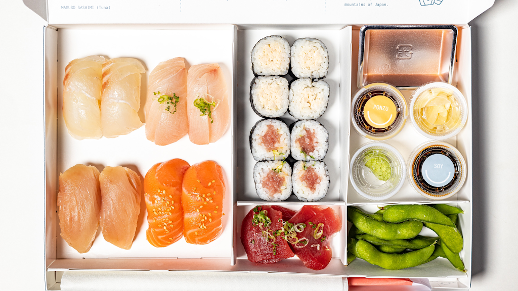 Rockfish Sushi Bar | restaurant | 285 Nicoll St, Market, New Haven, CT 06511, USA | 2038915325 OR +1 203-891-5325