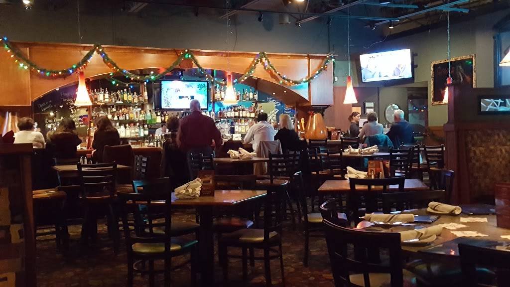 Joe Chans Bistro | restaurant | 2675 Henry St D, Muskegon, MI 49441, USA | 2317479021 OR +1 231-747-9021