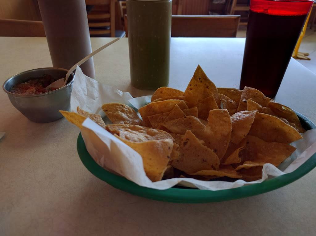 Arandas Taqueria | restaurant | 1721 E Oakton St, Des Plaines, IL 60018, USA | 8473900899 OR +1 847-390-0899