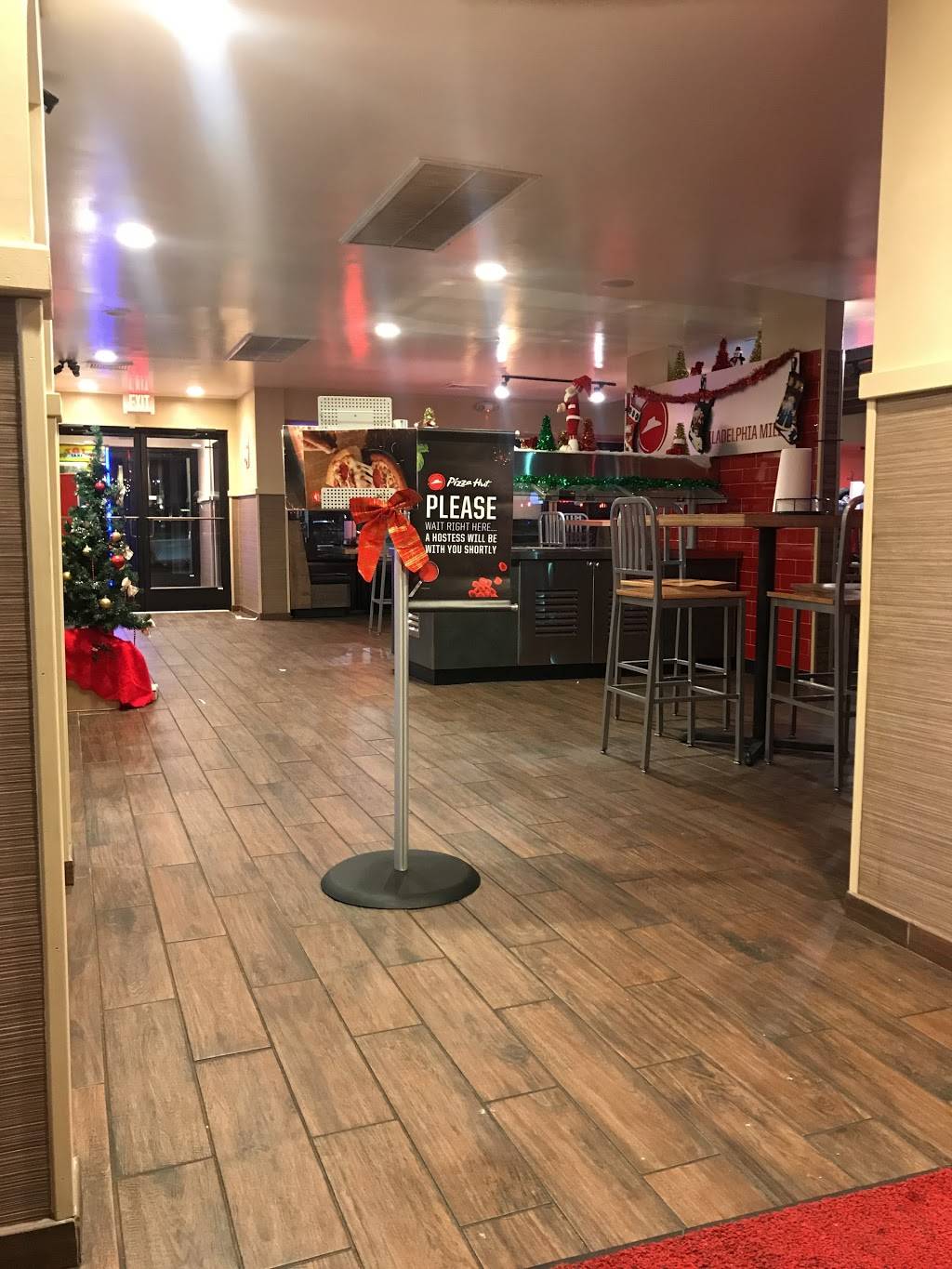 Pizza Hut | restaurant | 477 Franklin Mills Cir, Philadelphia, PA 19154, USA | 2156374800 OR +1 215-637-4800