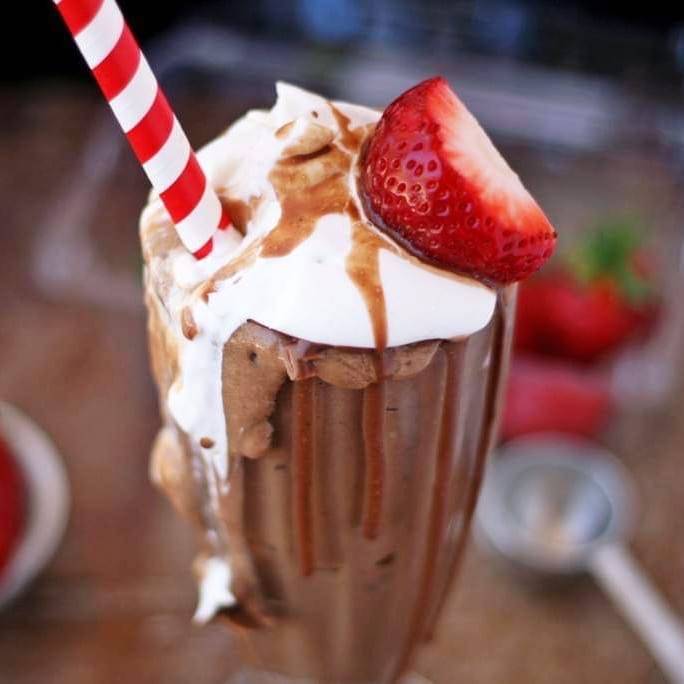 Energizing 39th | restaurant | 910 W 39th St, Kansas City, MO 64111, USA | 8165695526 OR +1 816-569-5526