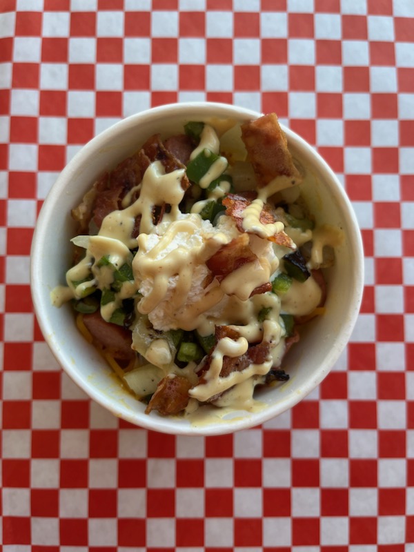 Street Dogs | restaurant | 2 W Owyhee Ave B, Homedale, ID 83628, USA | 2088079826 OR +1 208-807-9826