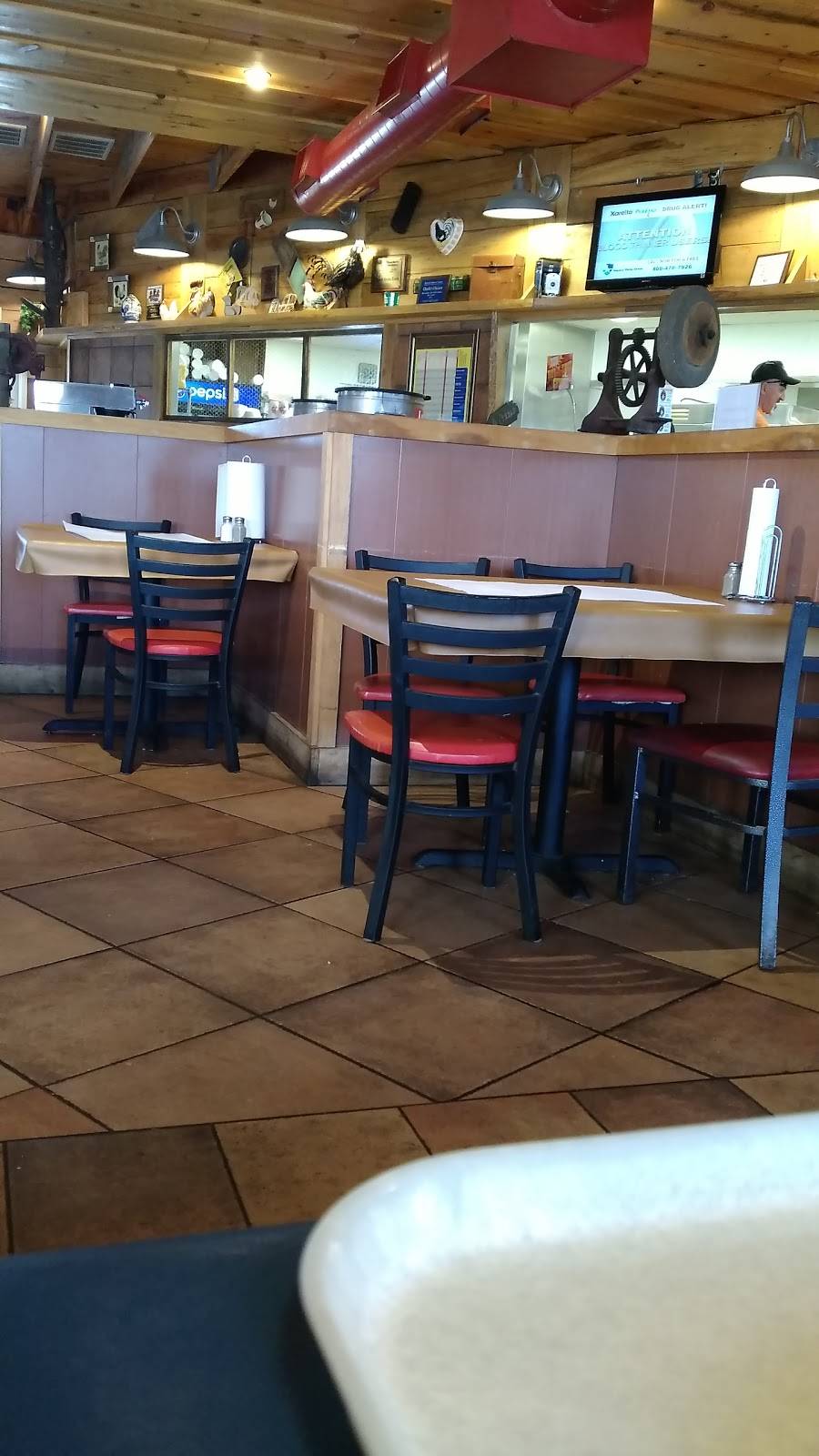 Charlies Fried Chicken | restaurant | 2400 N Main St, Miami, OK 74354, USA | 9185428210 OR +1 918-542-8210