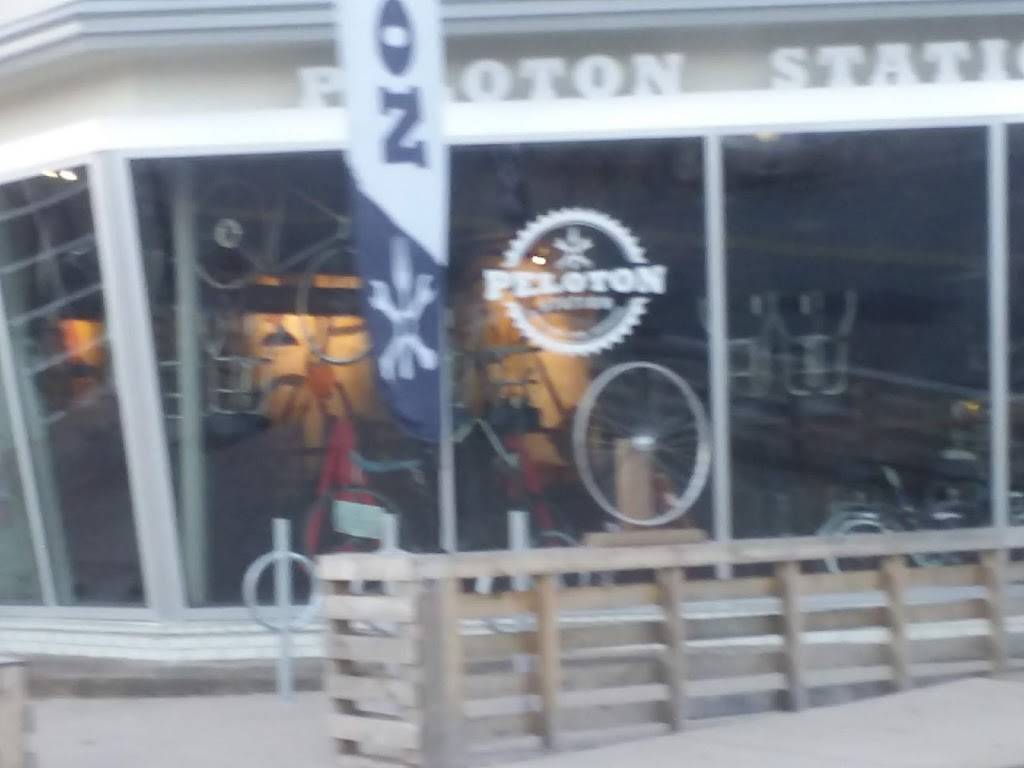 Peloton Station | restaurant | 114-126 10th St NW, Charlottesville, VA 22903, USA | 4342847786 OR +1 434-284-7786