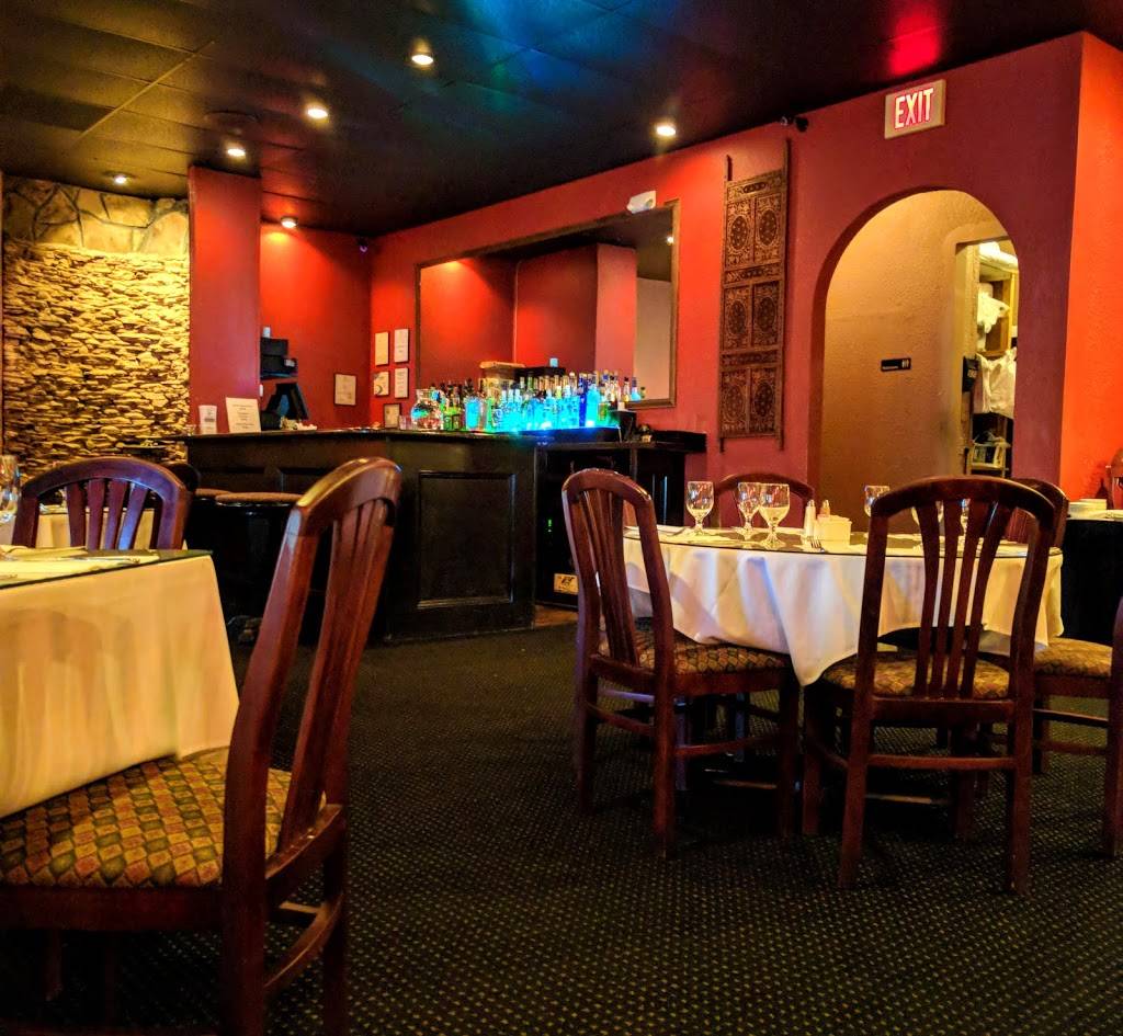 Taste of Tandoor | restaurant | 13836 Smoketown Rd, Woodbridge, VA 22192, USA | 7038977200 OR +1 703-897-7200