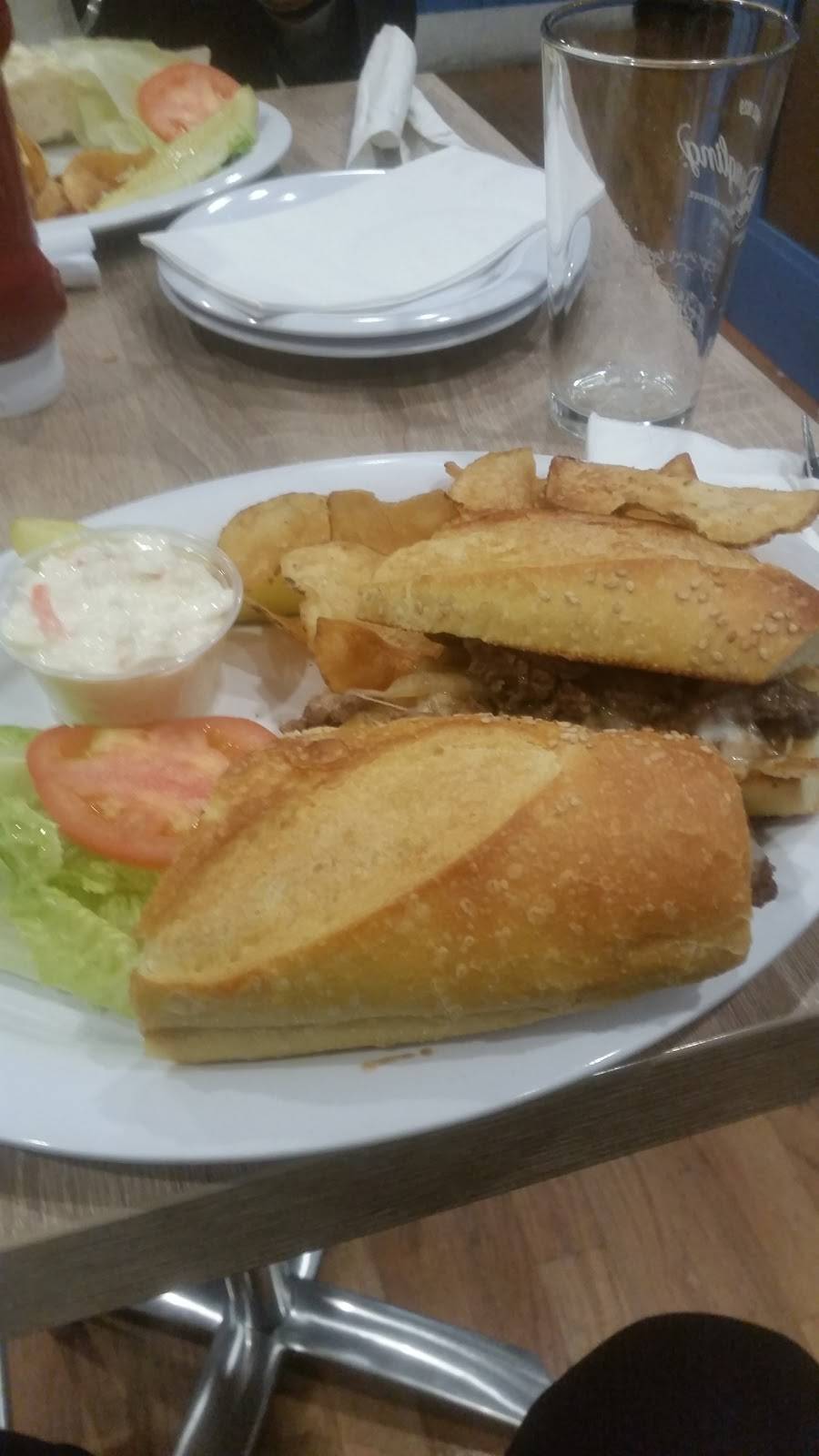 Bayview | restaurant | 25 Van Brunt Rd, Far Rockaway, NY 11693, USA | 7189452525 OR +1 718-945-2525